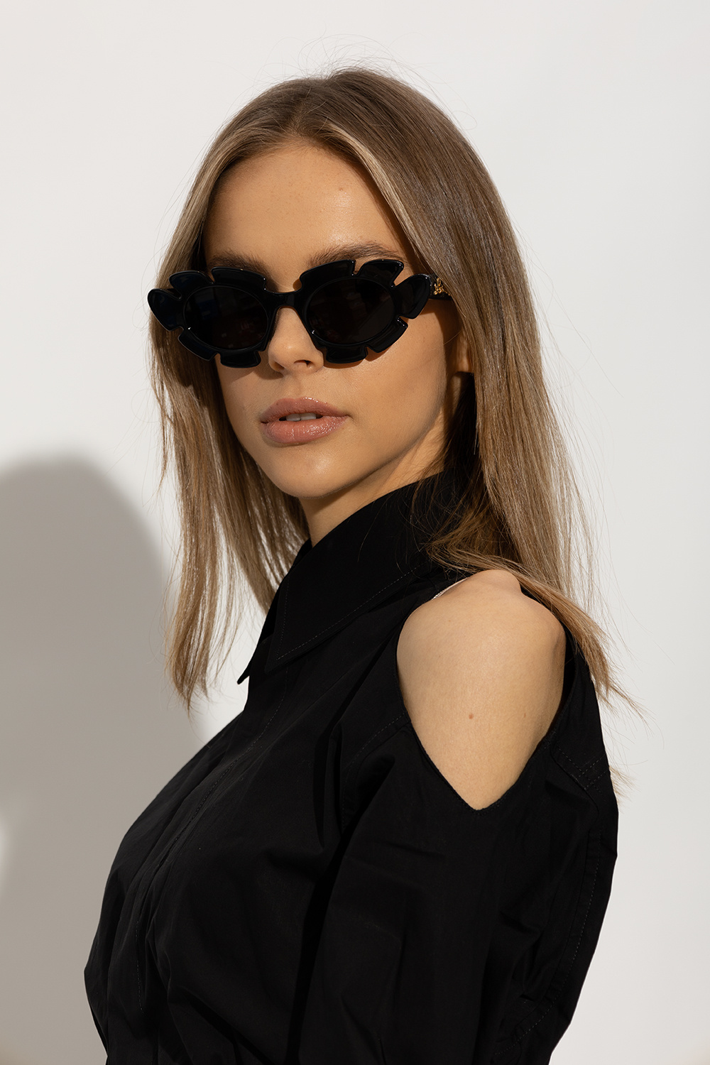 サングラス LOEWE SUNGLASSES (LW40088U47 21E) Loewe Curvy Brown Irregular Unisex Sunglasses LW40088U 21E
